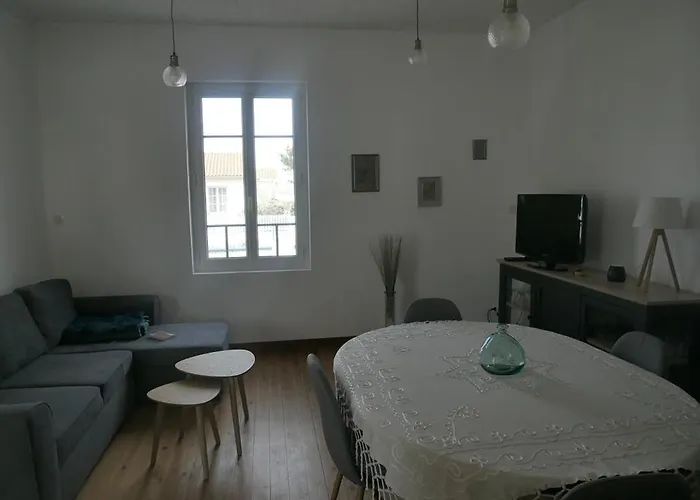 فيلة L'oceane Du Pays سا يْليرْ دو ري